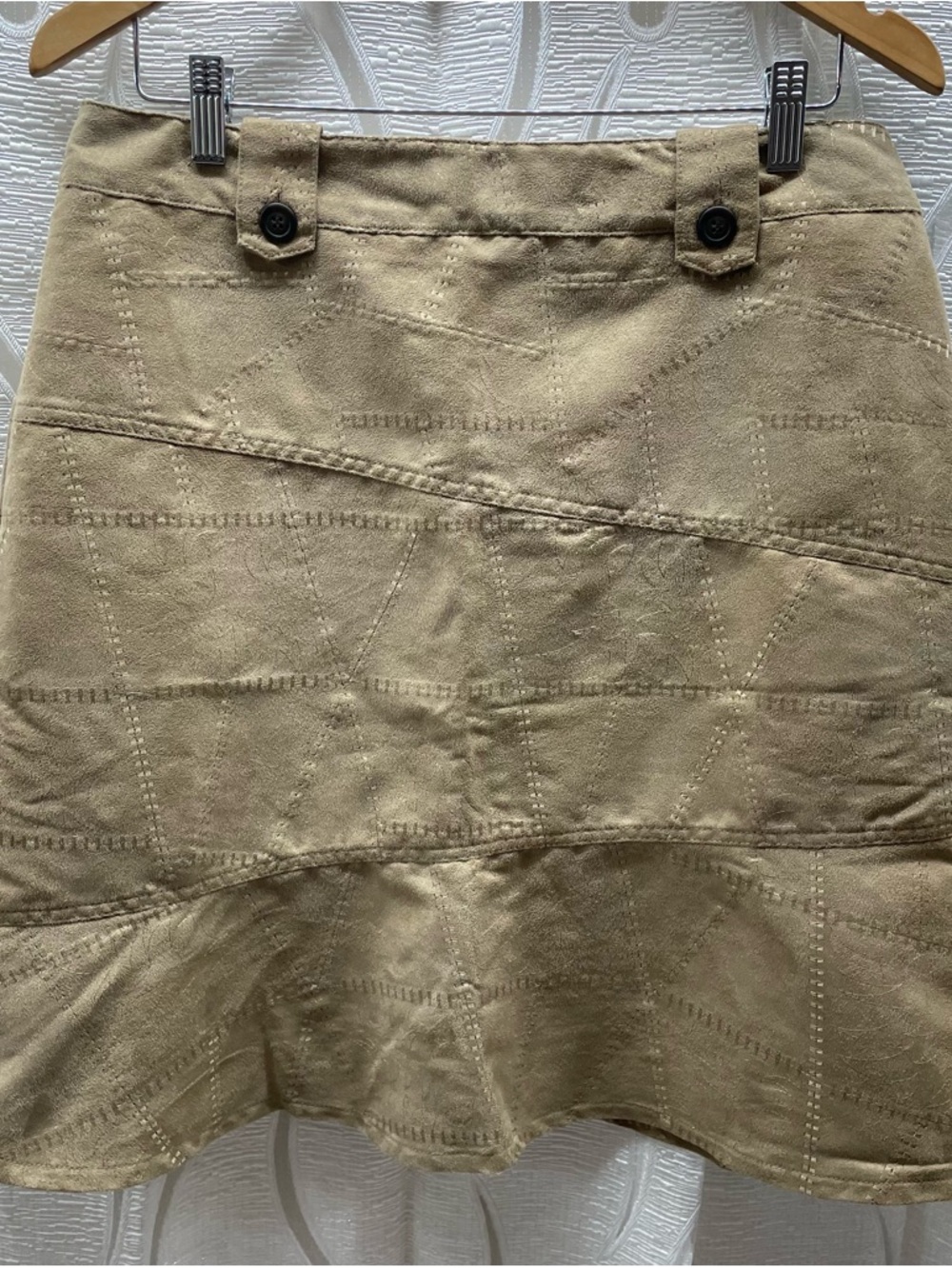 San Francisco Faux‎ Suede Skirt Womens 11 Tan Excellent Patchwork Stitch Flounce